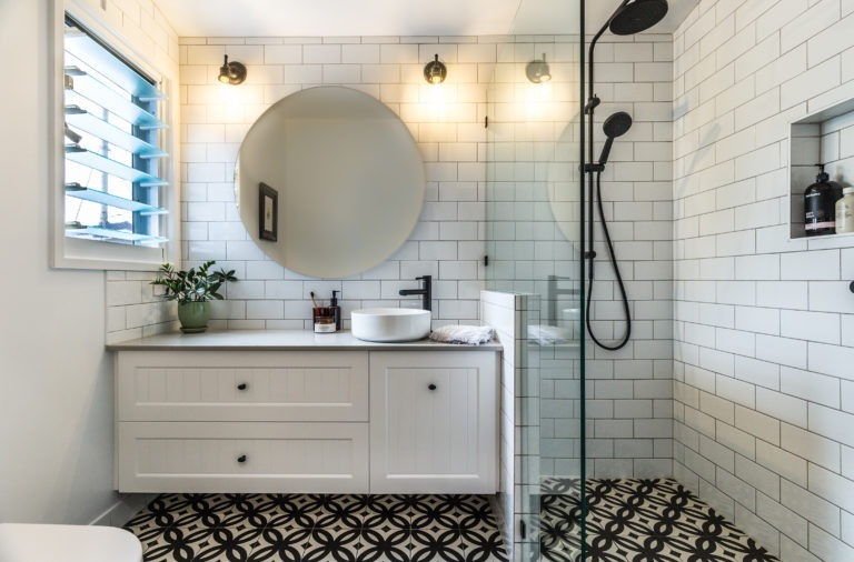 Bathroom renovations Brisbane wide with Turul: Queenslander style renovated bathroom with elegant lighting